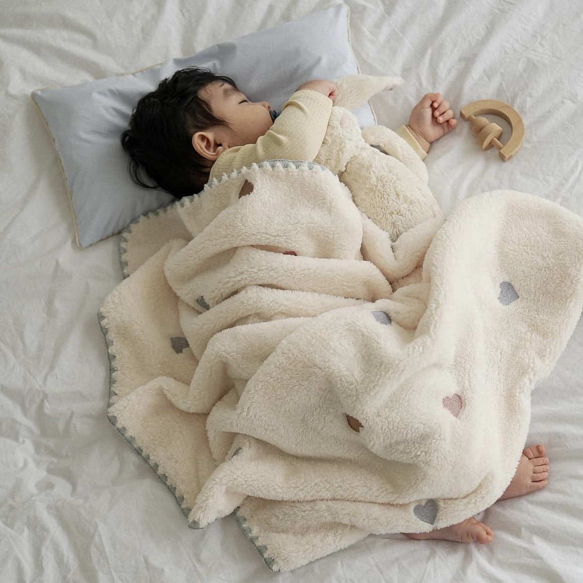 Baby Boy Nursery Quilt - الشتاء الطفل البطانيات الوليد الصوف المخملية